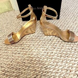 Enzo Angiolini Gold Wedges